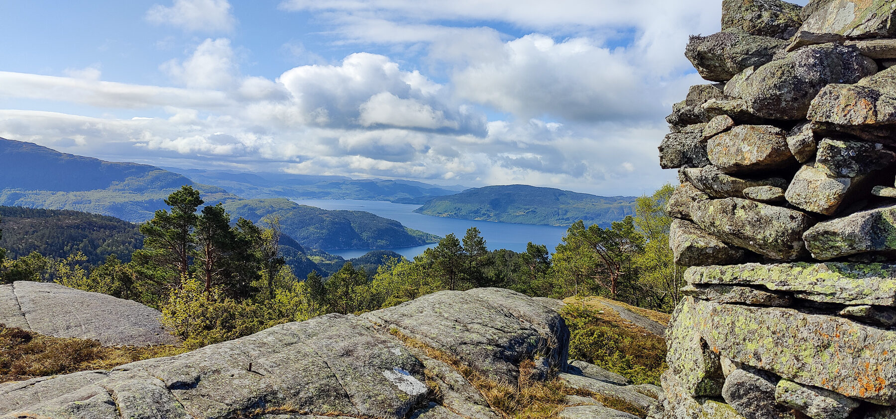 Helgafjellet og Kyrkjefjellet